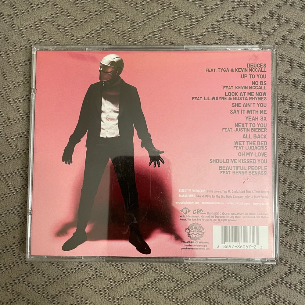 Chris Brown F.A.M.E. CD Album - Picture 2 of 3